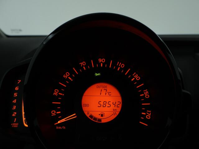 Toyota AYGO 1.0 VVT-i X-Joy | Apple CarPlay | Android Auto |