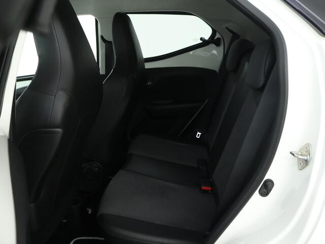 Toyota AYGO 1.0 VVT-i X-Joy | Apple CarPlay | Android Auto |