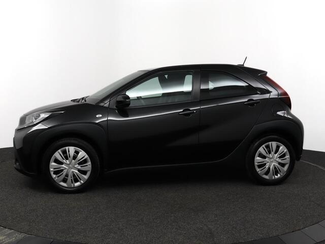 Toyota AYGO X 1.0 VVT-i MT Play | Adaptive Cruise Control | Achteruitrijcamera | Airco | Apple Carplay | Android Auto |