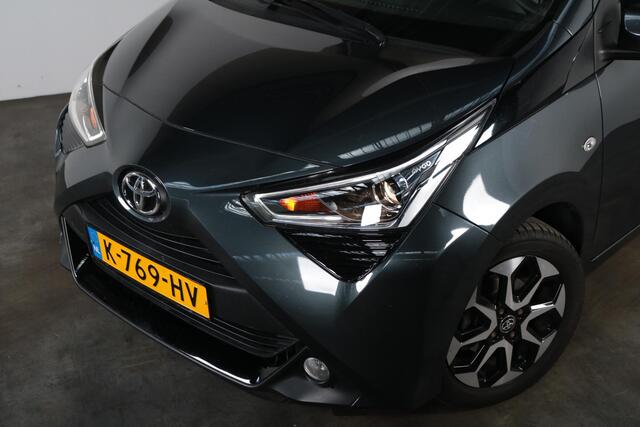 Toyota AYGO 1.0 VVT-i x-joy, Origineel NL, 1e eigenaar, DAB , Apple carplay, Android auto