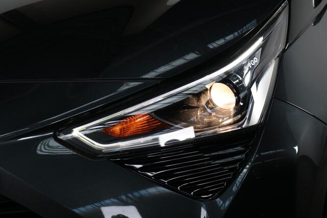 Toyota AYGO 1.0 VVT-i x-joy, Origineel NL, 1e eigenaar, DAB , Apple carplay, Android auto