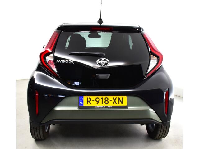 Toyota AYGO X 1.0 VVT-i S-CVT First- 5.843 km-Carplay-Camera-Bi-Tone -Cruise ACC, Privacy glas, rijstrookhulp, stoelverw, automaat, Apple carplay