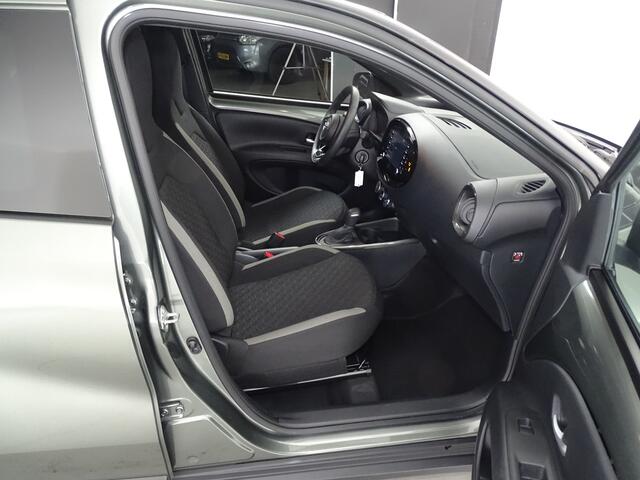 Toyota AYGO X 1.0 VVT-i S-CVT First- 5.843 km-Carplay-Camera-Bi-Tone -Cruise ACC, Privacy glas, rijstrookhulp, stoelverw, automaat, Apple carplay