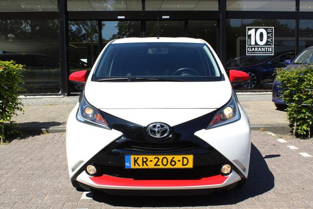Toyota AYGO 1.0 VVT-i x-sport | Rijklaar | Camera | Airco | Radio/USB/AUX-speler | Bluetooth | Allseason