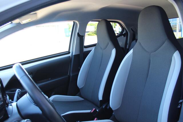 Toyota AYGO 1.0 VVT-i x-sport | Rijklaar | Camera | Airco | Radio/USB/AUX-speler | Bluetooth | Allseason