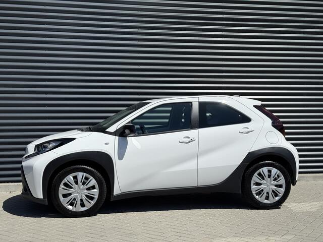 Toyota AYGO X 1.0 VVT-i MT Play Camera/Apple/Stoelwarm/Keyless