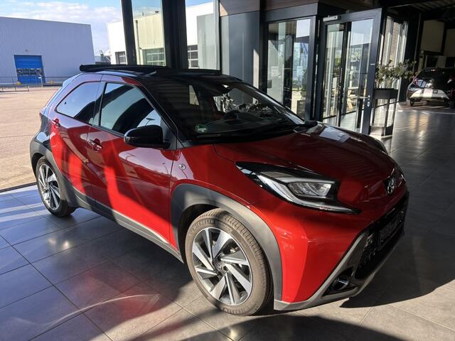 Toyota AYGO X 1.0 VVT-i S-CVT AUTOMAAT X-AIR EXPLORE JBL / LED/FULL OPTION / RIJKLAAR