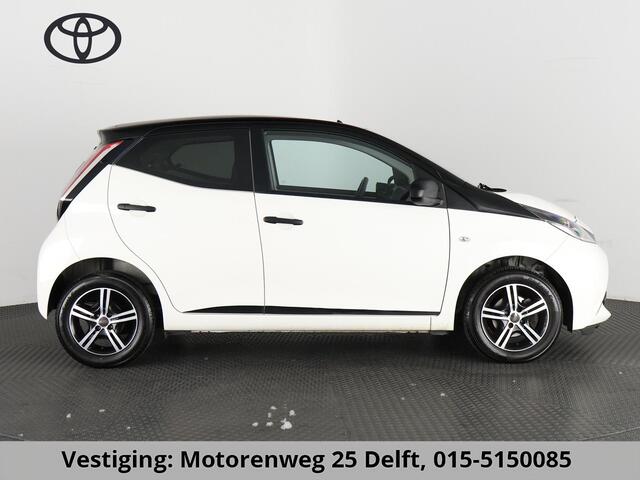 Toyota AYGO 1.0 VVT-I-X-NOW AIRCO 100% ONDERHOUDEN 5-DEURS.ELEKTRISCHE RAMEN.GARANTIE TOT 10-2027