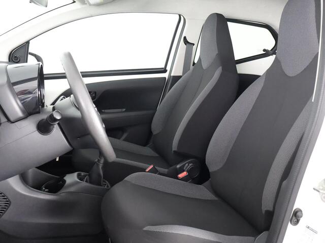 Toyota AYGO 1.0 VVT-I-X-NOW AIRCO 100% ONDERHOUDEN 5-DEURS.ELEKTRISCHE RAMEN.GARANTIE TOT 10-2027