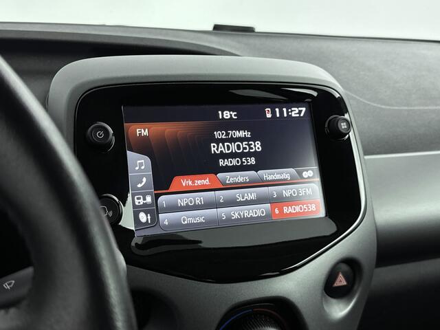 Toyota AYGO 1.0 VVT-i x-play limited | Carplay | Airco | Parkeercamera |