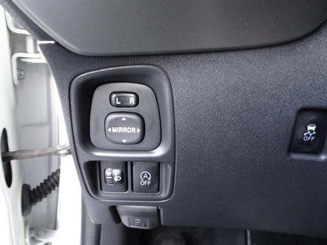 Toyota AYGO 1.0 VVT-i x-nav Airco, navigatie, elektr spiegels, achteruitrijcamera, mistlampen voor, enz.