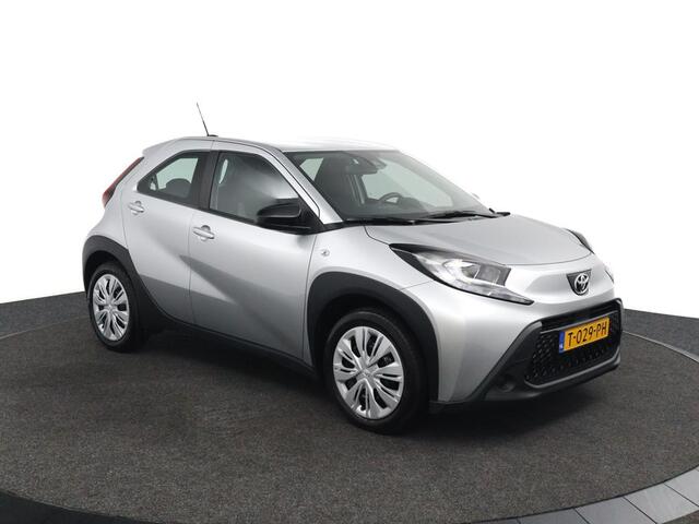 Toyota AYGO X 1.0 VVT-i MT Play | Adaptieve Cruise Control | Achteruitrijcamera | Toyota Safety Sense | Airco |