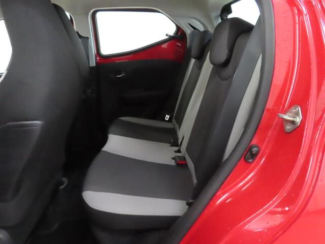 Toyota AYGO 1.0 VVT-i x-play, 1e Eig! Camera! VakantieGeldDagen!