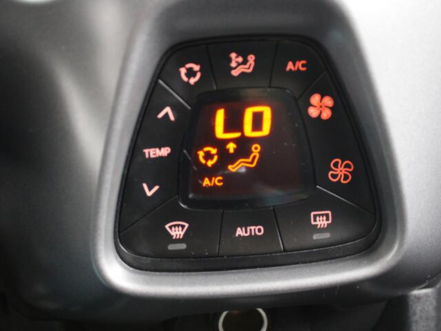 Toyota AYGO 1.0 VVT-i x-joy