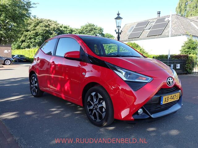 Toyota AYGO 1.0 VVT-i X-JOY AUTOMAAT CARPLAY/DAB/CAMERA