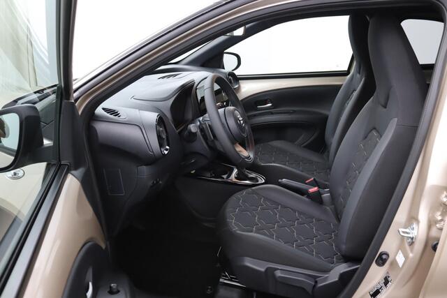 Toyota AYGO X 1.0 VVT-i S-CVT Envy | Automaat | Parkeersensoren | Climate Control | Grootscherm Navigatie |