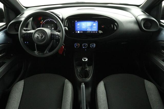 Toyota AYGO X 1.0 VVT-i MT Play | Apple Carplay/Android Auto | achteruitrijcamera |