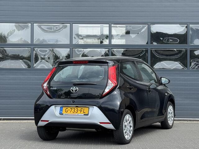 Toyota AYGO 1.0 VVT-I X-PLAY LIMITED I APPLE CARPLAY I ACHTERUITRIJCAMERA I 5-DEURS I AIRCONDITIONING