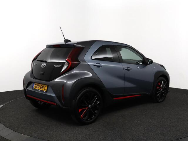 Toyota AYGO X 1.0 VVT-i CVT Undercover | By Jun Takahashi | JBL | Navigatie | Adaptive Cruise Control | Keyless Entry |