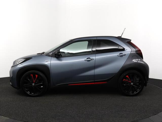 Toyota AYGO X 1.0 VVT-i CVT Undercover | By Jun Takahashi | JBL | Navigatie | Adaptive Cruise Control | Keyless Entry |