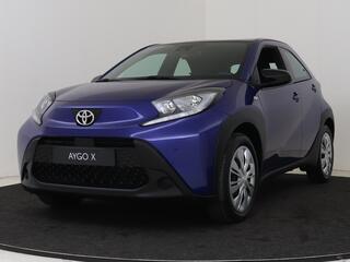 toyota-aygo-x-1.0-vvt-i-s-cvt-play-
