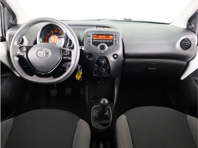 Toyota AYGO 1.0 VVT-i x-fun | Bluetooth | Airco | NL-Auto | Binnen 22-5