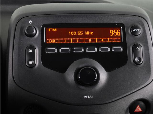 Toyota AYGO 1.0 VVT-i x-fun | Bluetooth | Airco | NL-Auto | Binnen 22-5
