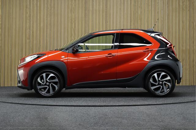 Toyota AYGO X 1.0 VVT-i MT Pulse Navigator | Adaptive-cruise | Apple Carplay & Android Auto | Camera | Maps Navigatie | Parkeerhulp | Clima | Stoelverwarming