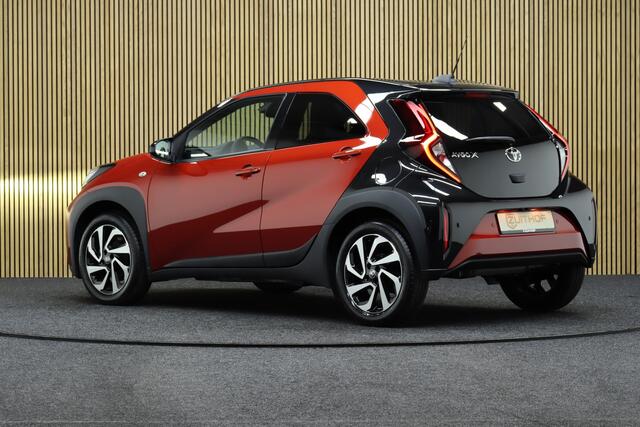 Toyota AYGO X 1.0 VVT-i MT Pulse Navigator | Adaptive-cruise | Apple Carplay & Android Auto | Camera | Maps Navigatie | Parkeerhulp | Clima | Stoelverwarming