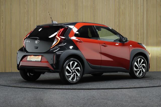 Toyota AYGO X 1.0 VVT-i MT Pulse Navigator | Adaptive-cruise | Apple Carplay & Android Auto | Camera | Maps Navigatie | Parkeerhulp | Clima | Stoelverwarming