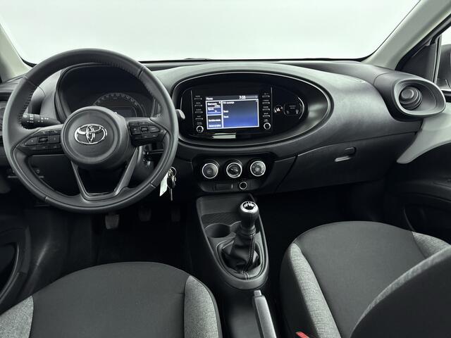 Toyota AYGO X 1.0 VVT-i MT Play Komt direct vanuit handelaar, inkoop RS 14-5 15-5 leseman opgegeven is mee Zelf reco-en geen werk