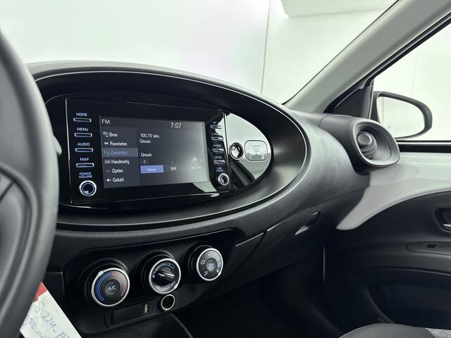 Toyota AYGO X 1.0 VVT-i MT Play Komt direct vanuit handelaar, inkoop RS 14-5 15-5 leseman opgegeven is mee Zelf reco-en geen werk