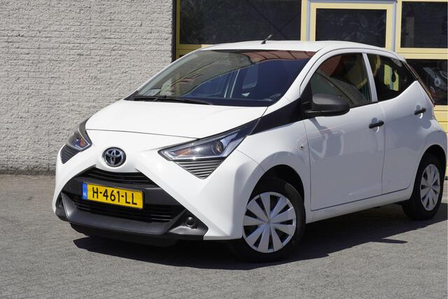 Toyota AYGO 1.0 VVT-i 5drs X-Fun BJ2020 Led | Audio | Airco | Stuurbekrachtiging | Getint glas