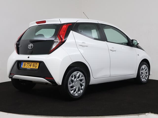 Toyota AYGO 1.0 VVT-i x-play