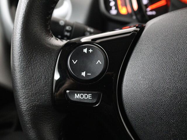 Toyota AYGO 1.0 VVT-i x-play