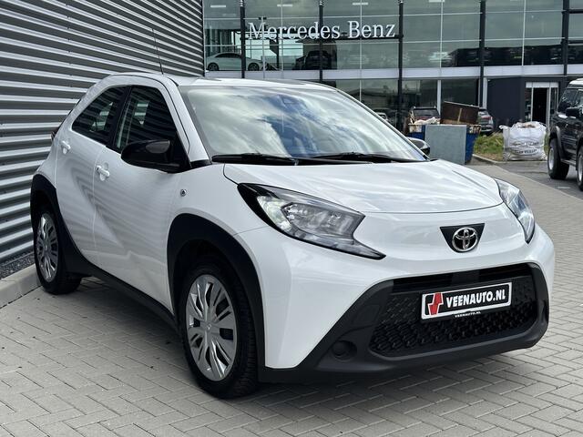 Toyota AYGO X 1.0 VVT-i MT Play Camera/Apple/Stoelwarm/Keyless