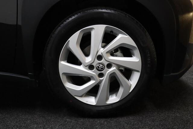 Toyota AYGO X 1.0 VVT-i S-CVT Automaat Pulse Facelift | Direct Leverbaar! | Adaptive-cruise | Apple Carplay & Android Auto | Camera | Maps Navigatie | Full led | Clima | LM Velgen 17 Inch