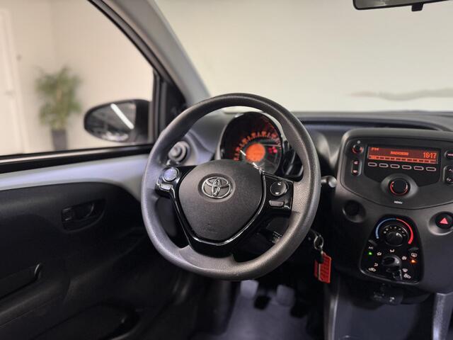 Toyota AYGO 1.0 VVT-i x-fun