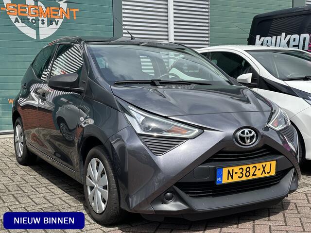 Toyota AYGO 1.0 VVT-i x-fun / 1e eigenaar / 26.473km!! / Fabrieksgarantie!!