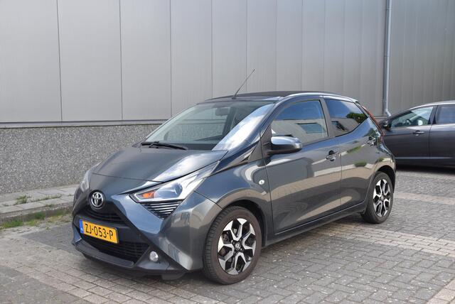 Toyota AYGO 1.0 VVT-i x-cite | Schuif-kanteldak | Cruise control | Apple carplay |