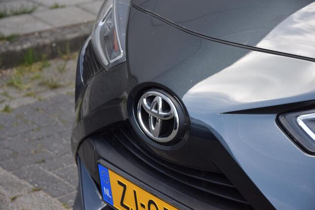 Toyota AYGO 1.0 VVT-i x-cite | Schuif-kanteldak | Cruise control | Apple carplay |