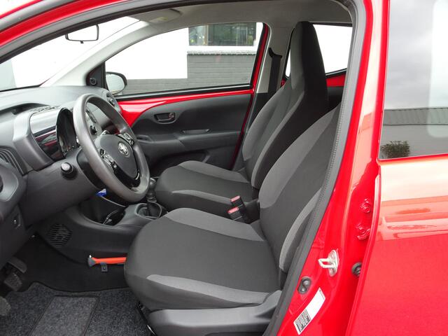 Toyota AYGO 1.0 VVT-i x-fun Airco, elektrische ramen, centrale vergrendeling, snelheid in te stellen, enz.