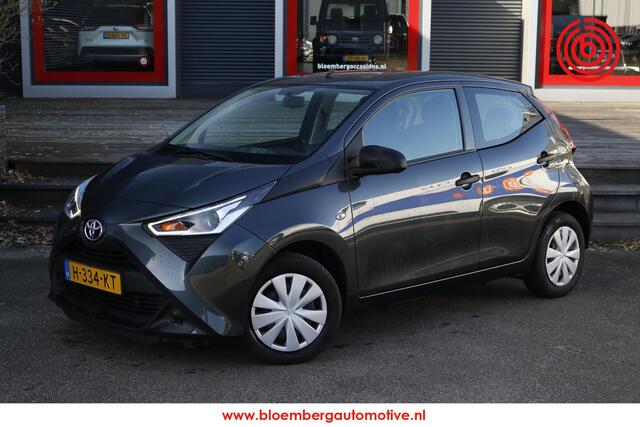 Toyota AYGO 1.0 VVT-i x-fun