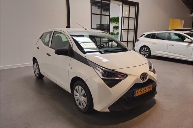 Toyota AYGO 1.0 VVT-i x-fun - Airco - Bluetooth - LED