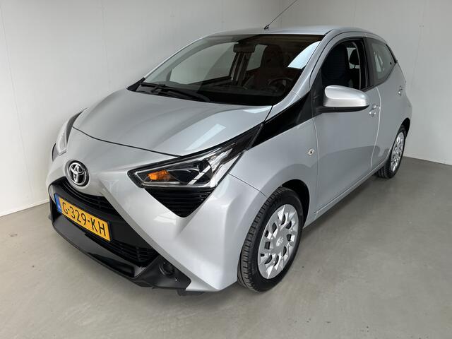 Toyota AYGO 1.0 VVT-i x-play limited NAP Camera Apple Carplay