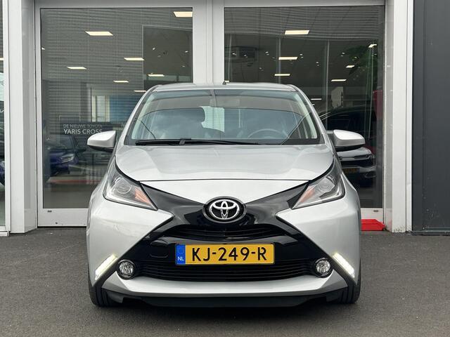 Toyota AYGO 1.0 VVT-i x-play