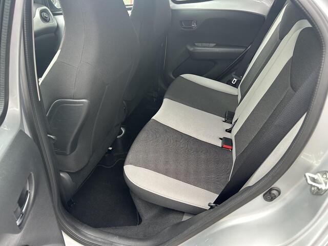Toyota AYGO 1.0 VVT-i x-play