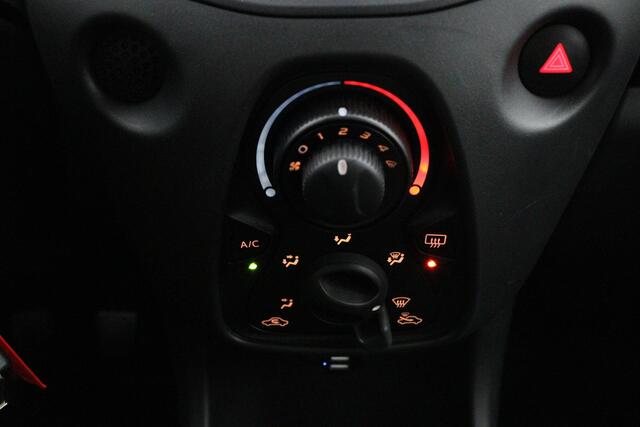 Toyota AYGO 1.0 VVT-i x-fun | Airco | Centrale deurvergrendeling |
