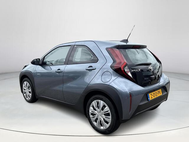 Toyota AYGO X 1.0 VVT-i MT Play **ADAPTIEF CRUISECONTROL/ AIRCO/ PARKEERCAMERA/ 36 MAANDEN GARANTIE**