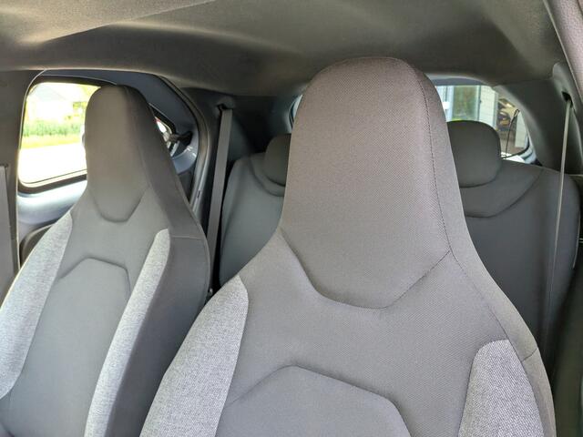 Toyota AYGO X 1.0 VVT-i S-CVT Pulse Climatronic,Keyless,